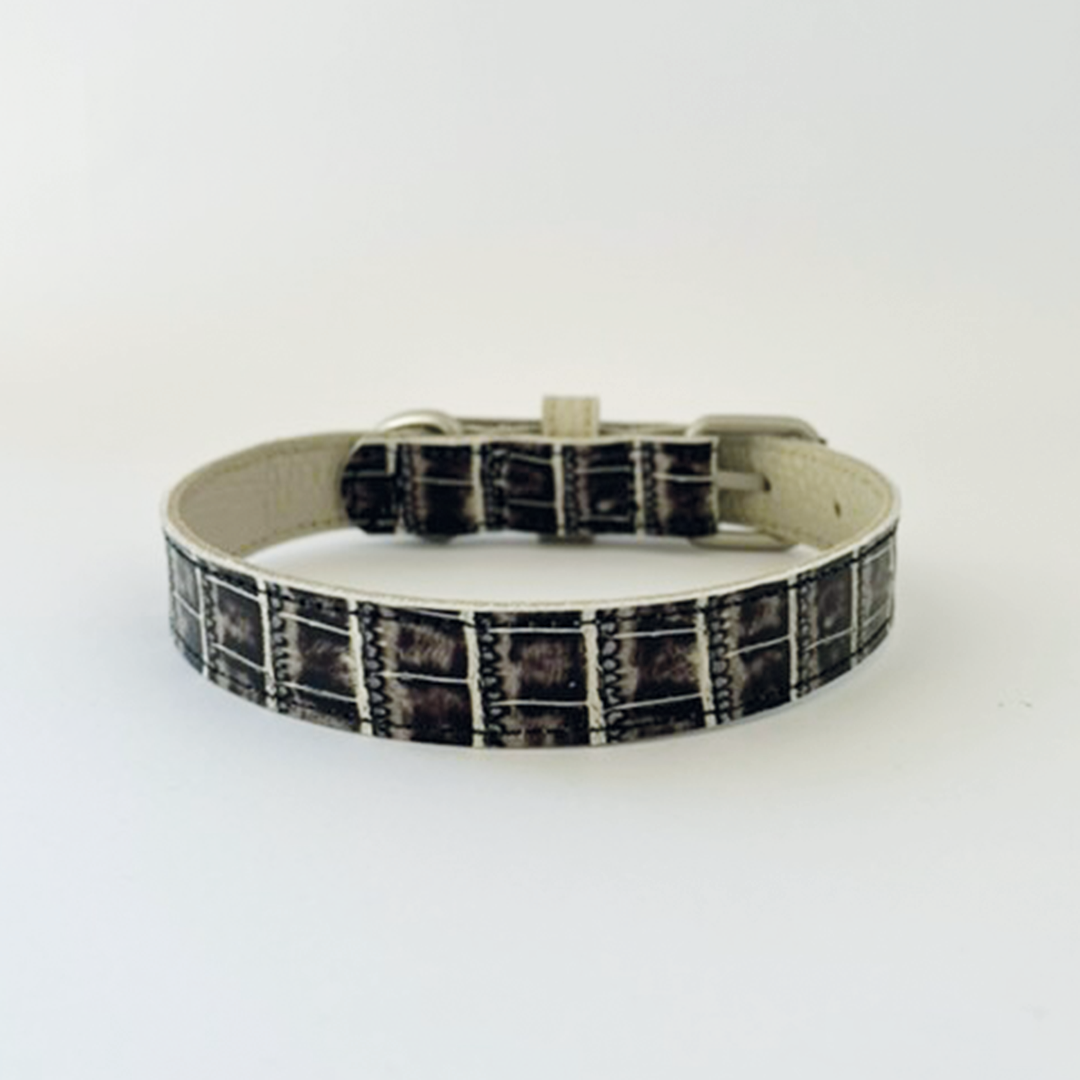 Ivory Croco Collar