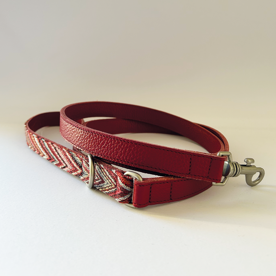 Burgundy Zigzag leiband
