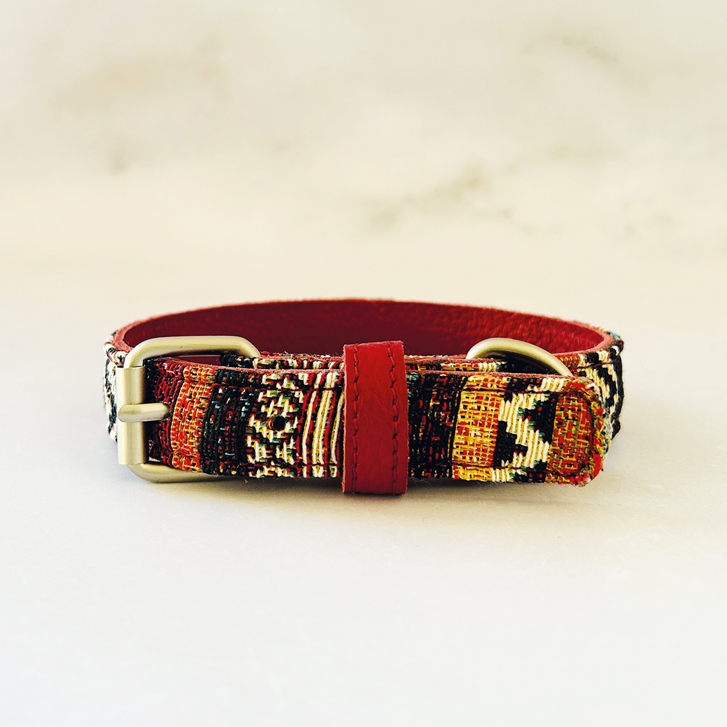 Peperita Collar